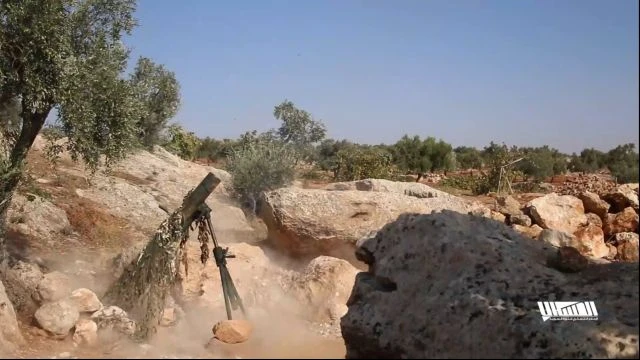 استهداف تحصينات عصابات الأسد على محور أورم الصغرى غرب حلب بقذائف الهاون