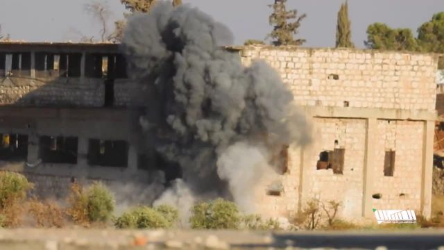 استهداف عصابات الأسد غرب حلب بقذائف الـB9 والرشاشات الثقيلة