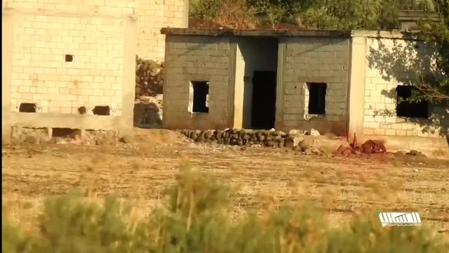 قنـ ـص عنصر من عصابات الأسد على جبهة العمقية شمال غرب حماة